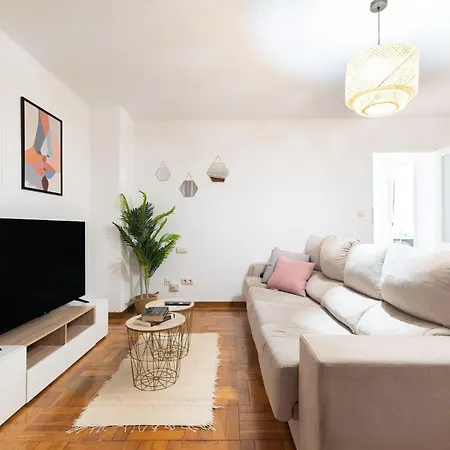 Apartment Gran Urban Camelias