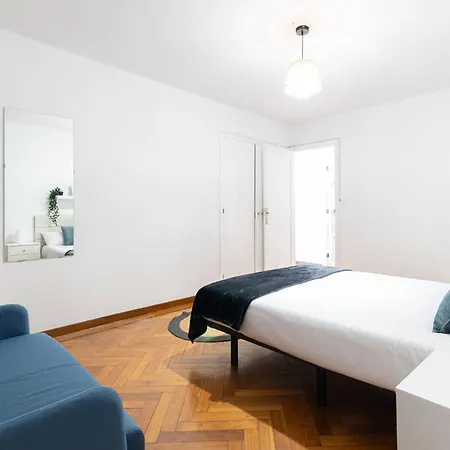 Gran Urban Camelias Apartment